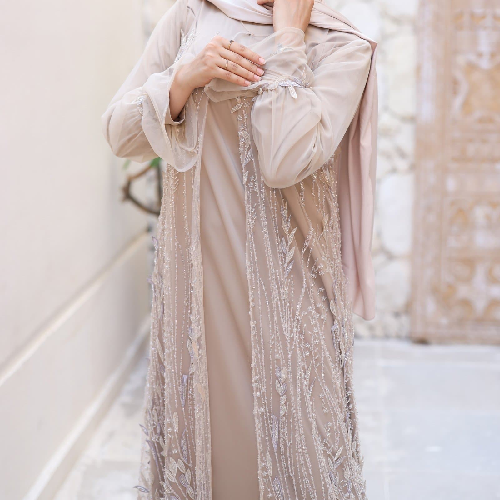 Dazzling Sand Abaya 3