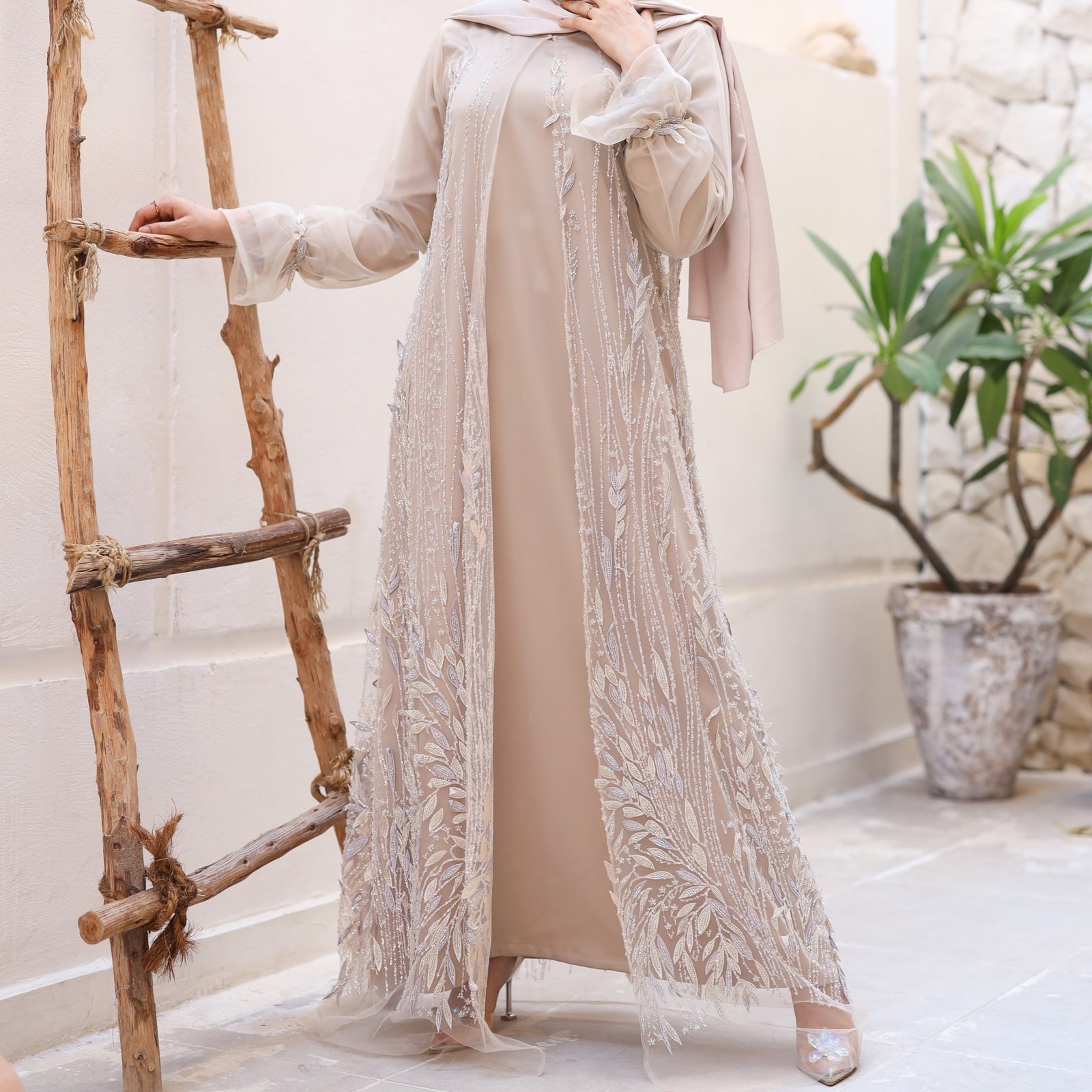 Dazzling Sand Abaya