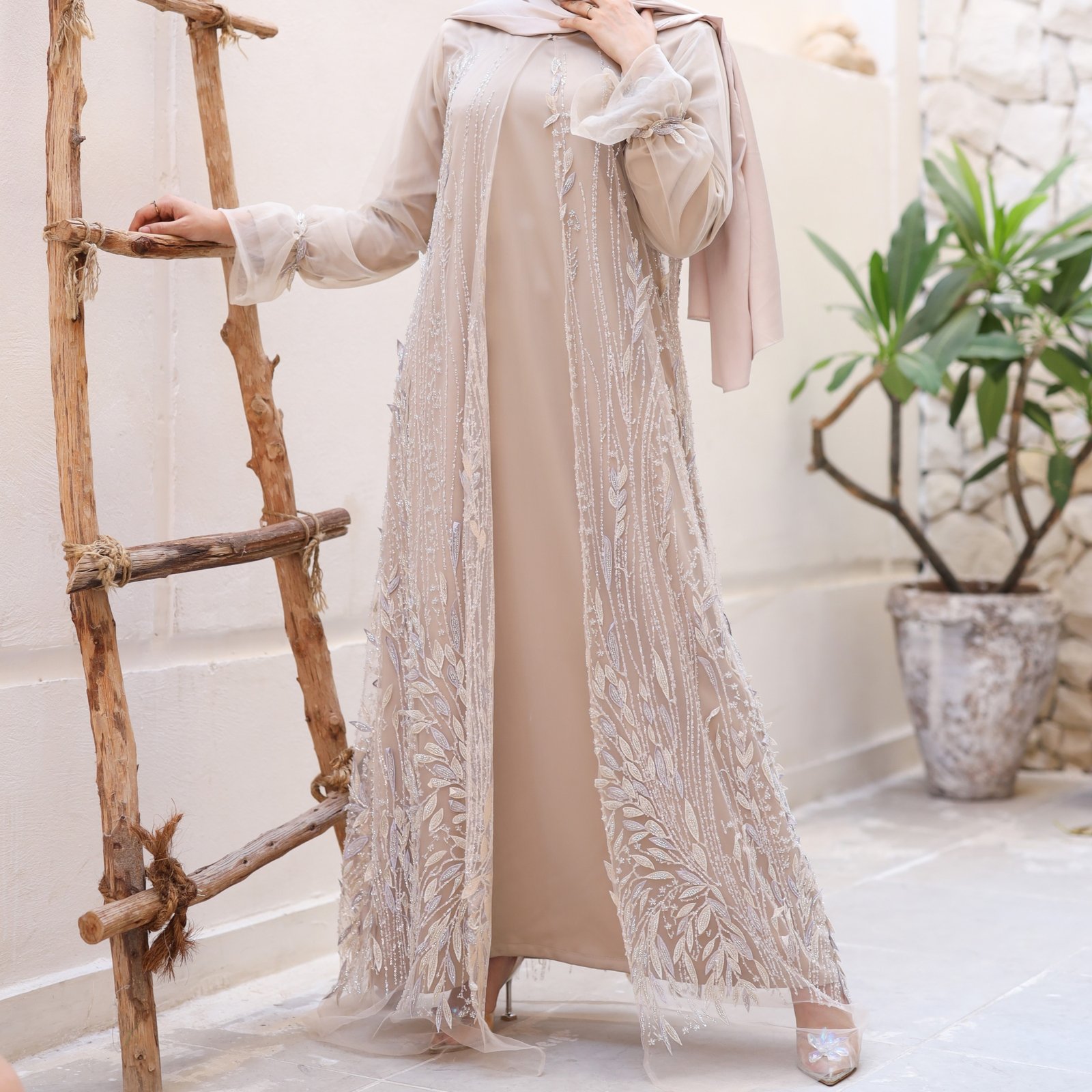 Dazzling Sand Abaya